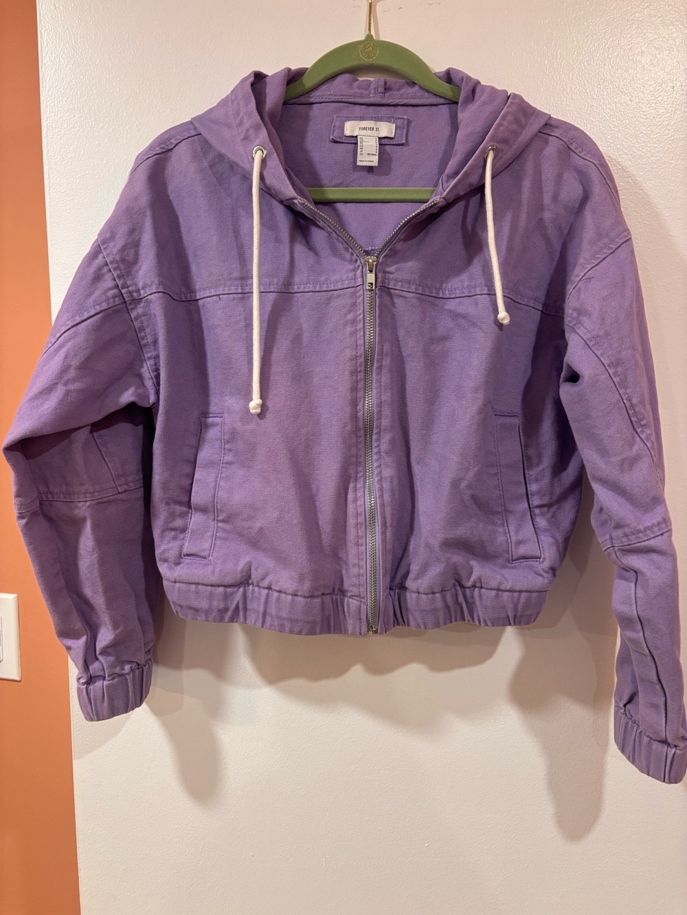 Forever 21 women’s Lavender Zip-Up Hooded Jacket